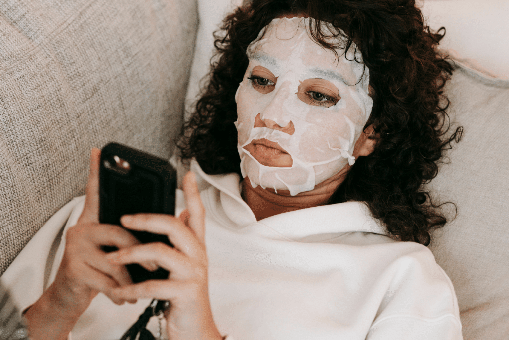 Acne Lifestyle Factors: How Creatine, Weed, and Diet Change Your Skin