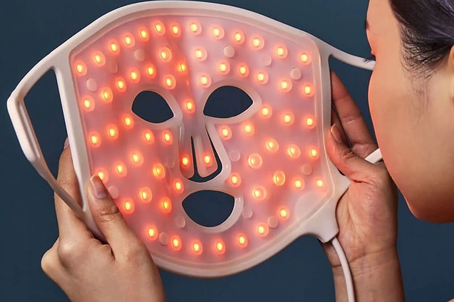 wearable skin monitor for acne